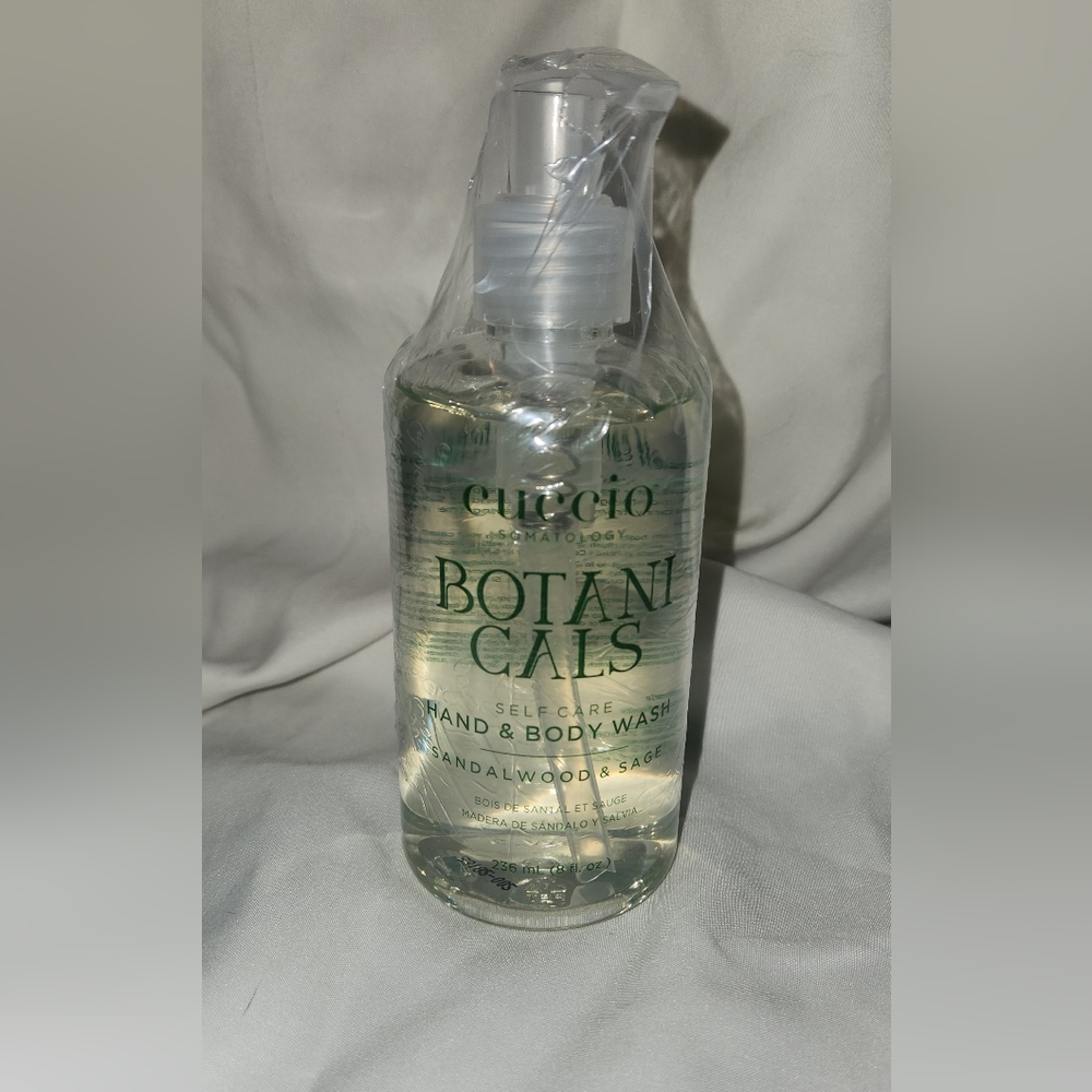 White Hand Soap Bath & Body Essential